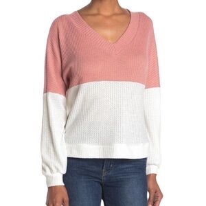 CENY Rose White Colorblock Waffle Knit Pullover V-Neck Sweater Medium NWT